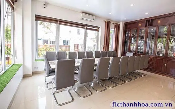 Bàn ăn villa sao biển sb109